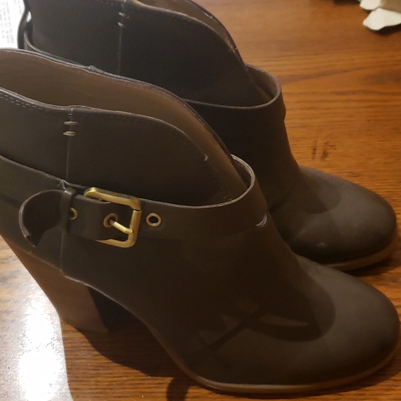 Size 10 Just Fab ankle boots - Picture 1 of 4